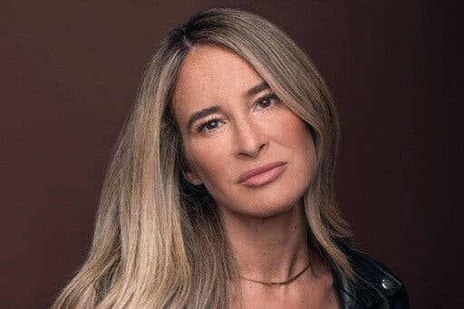 Melissa Broder’s new novel, “Milk Fed,” bravely questions the particularly female lionization of thin and loathing of fat, landing on fresh explanations.